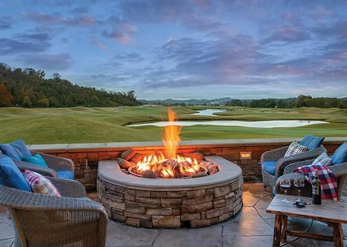 Great Smokies Lodge Sevierville By Hellovacay